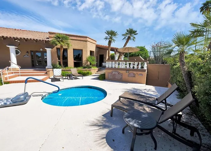 Dom wakacyjny Waterfront, Golf, Camelback Mtn View, 2 Patios *