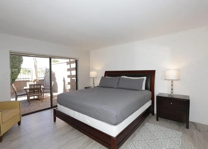 Waterfront, Golf, Camelback Mtn View, 2 Patios * Scottsdale