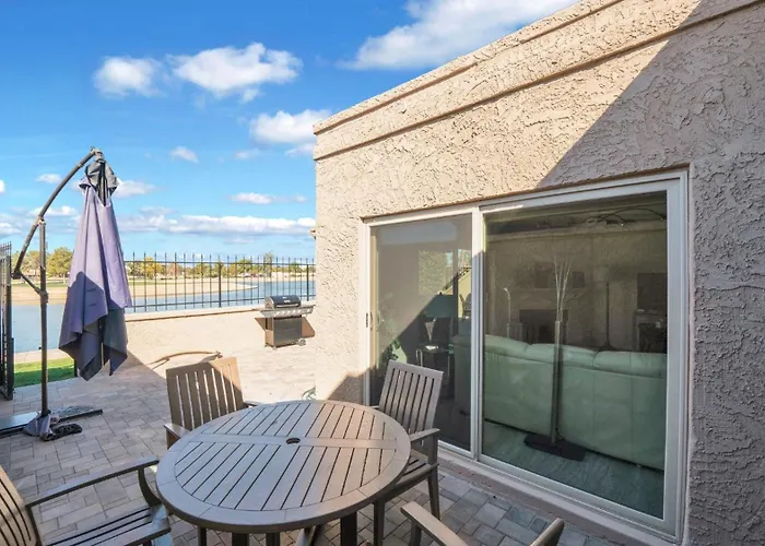 Dom wakacyjny Waterfront, Golf, Camelback Mtn View, 2 Patios *